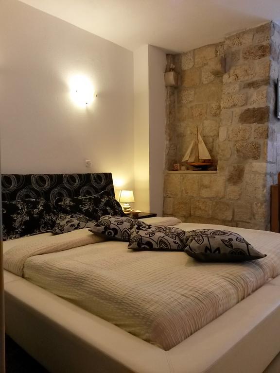 Studio Kairos Trogir Exterior foto